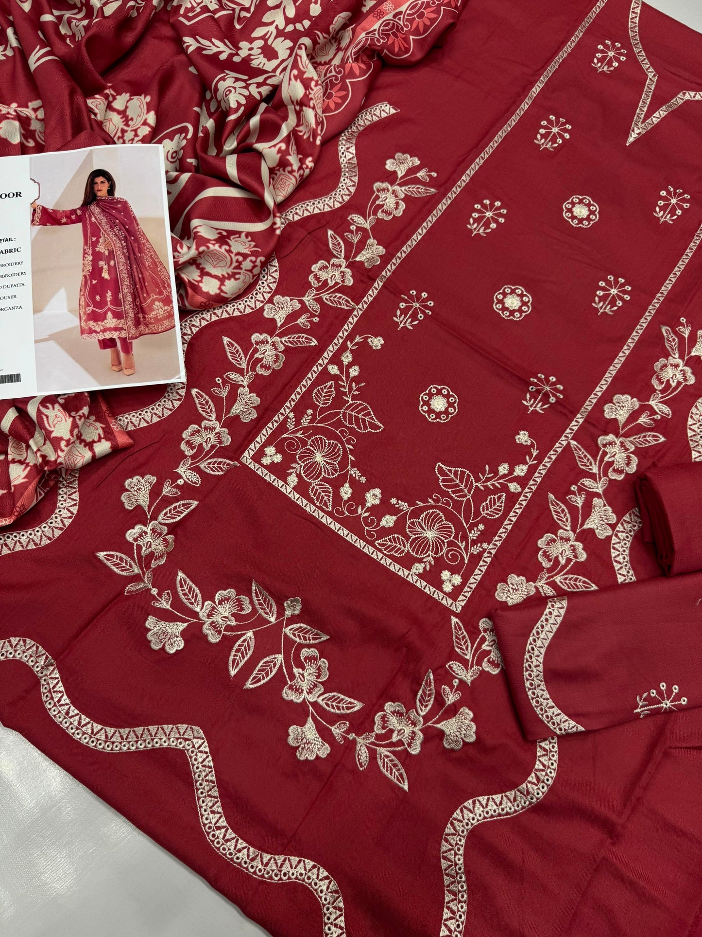 Dhanak 3PC – Heavy Embroidered Collection